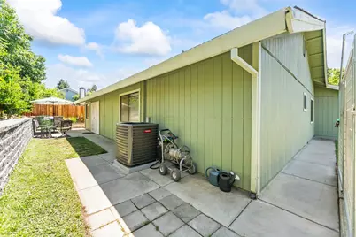 4433 Galbrath Drive, Sacramento, CA 95842 - Photo 47