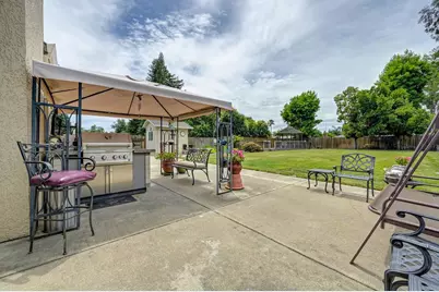 8311 Oakwood Hills Circle, Citrus Heights, CA 95610 - Photo 21