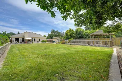 8311 Oakwood Hills Circle, Citrus Heights, CA 95610 - Photo 31