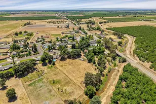 13643 Pinto Ln, Lodi, CA 95240 - Photo 43