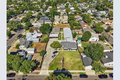 1719 Parker Avenue, Tracy, CA 95376 - Photo 9
