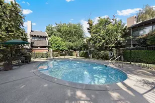 2292 Woodside Ln, Sacramento, CA 95825 - Photo 35