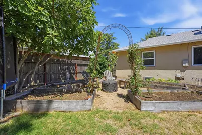 3704 Ardmore Road, Sacramento, CA 95821 - Photo 25