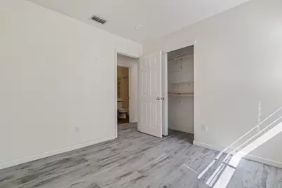 6427 Canyon Creek Way, Elk Grove, CA 95758 - Photo 19