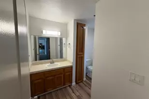 2810 Vi Ct, Yuba City, CA 95993 - Photo 9