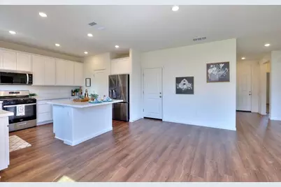 5439 Drawbridge Way, Riverbank, CA 95367 - Photo 13