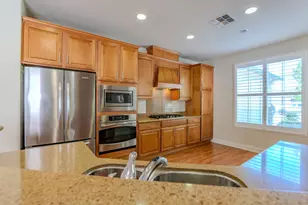 2362 Shadow Berry Dr, Manteca, CA 95336 - Photo 9