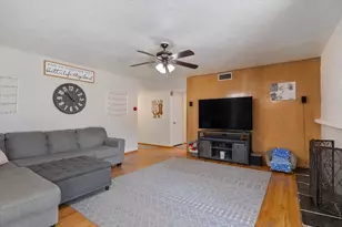 5312 Diablo Dr, Sacramento, CA 95842 - Photo 5