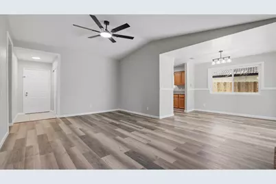 7251 Excalibur Circle, Stockton, CA 95210 - Photo 5