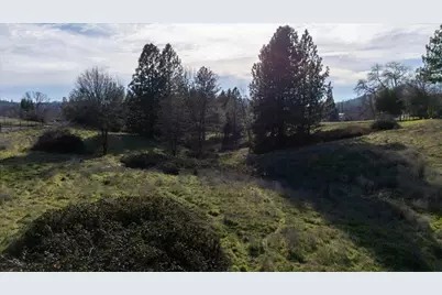 527 E Highway 4, Murphys, CA 95247 - Photo 15