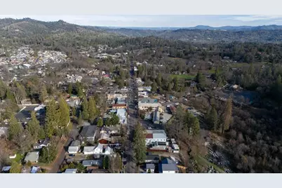 527 E Highway 4, Murphys, CA 95247 - Photo 23