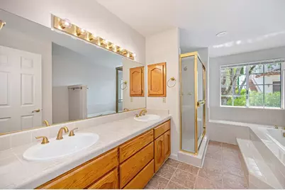 2072 Moonstone Circle, El Dorado Hills, CA 95762 - Photo 41