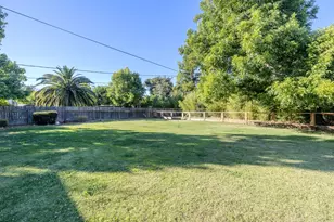 3933 Loreto Way, Sacramento, CA 95821 - Photo 27