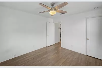 3933 Loreto Way, Sacramento, CA 95821 - Photo 17