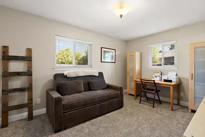 1391 Los Padres Way, Sacramento, CA 95831 - Photo 21