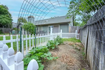 116 Ferrera Drive, Folsom, CA 95630 - Photo 31