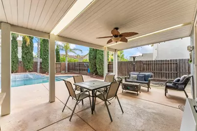 9656 Holly Glen Way, Elk Grove, CA 95757 - Photo 29