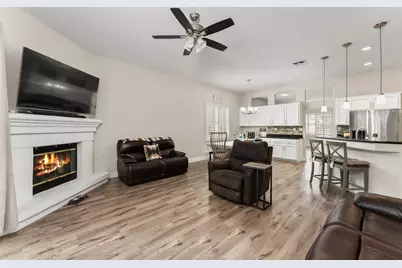 9656 Holly Glen Way, Elk Grove, CA 95757 - Photo 13