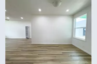 5020 Emerson Rd., Sacramento, CA 95820 - Photo 11