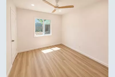 5020 Emerson Rd., Sacramento, CA 95820 - Photo 9