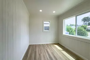 5020 Emerson Rd, Sacramento, CA 95820 - Photo 17