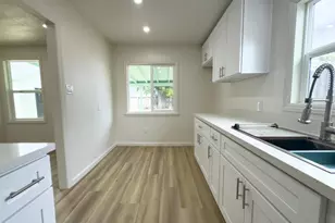 5020 Emerson Rd, Sacramento, CA 95820 - Photo 7