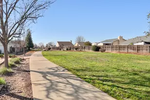 8203 Gardenside Ct, Sacramento, CA 95829 - Photo 45