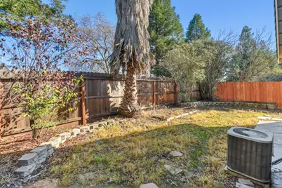 8203 Gardenside Court, Sacramento, CA 95829 - Photo 35
