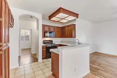 8203 Gardenside Court, Sacramento, CA 95829 - Photo 15