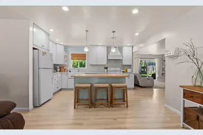 6545 Miles Ln, Carmichael, CA 95608 - Photo 3