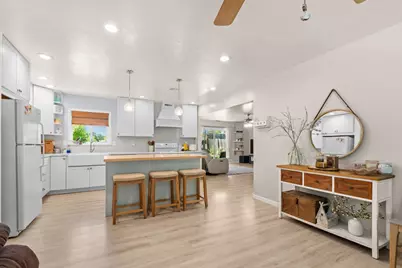 6545 Miles Ln, Carmichael, CA 95608 - Photo 13