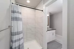 10216 Rockingham Dr, Sacramento, CA 95827 - Photo 23