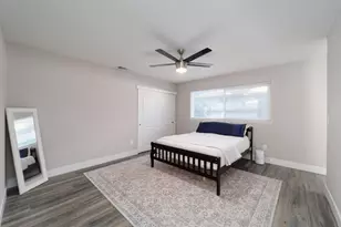 10216 Rockingham Dr, Sacramento, CA 95827 - Photo 31