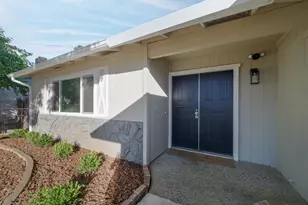 10216 Rockingham Dr, Sacramento, CA 95827 - Photo 7