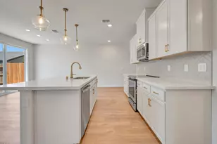 109 Shiplap Cir, Sacramento, CA 95835 - Photo 5