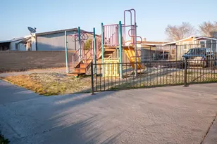 E Ave I, Lancaster, CA 93535 - Photo 29