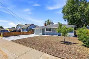 5180 28th St, Sacramento, CA 95820 - Photo 9