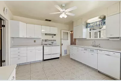 501 W Durham Ferry Road, Tracy, CA 95304 - Photo 15