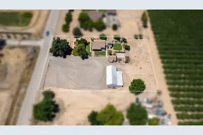 501 W Durham Ferry Road, Tracy, CA 95304 - Photo 49