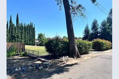 7569 Orange Drive, Citrus Heights, CA 95610 - Photo 5