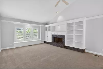 672 Cypress Run, Woodbridge, CA 95258 - Photo 19