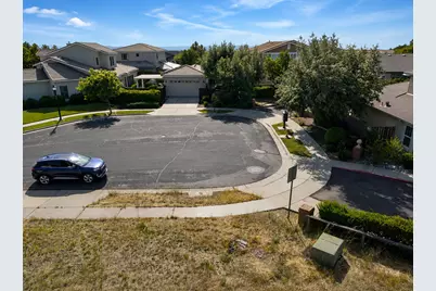 2009 Liberty Drive, Woodland, CA 95776 - Photo 5