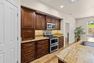 11733 Inverness Way, Auburn, CA 95602 - Photo 15