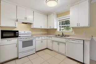 17495 Anona Ct, Grass Valley, CA 95949 - Photo 5