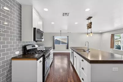 2424 Killarney Way, Modesto, CA 95355 - Photo 7