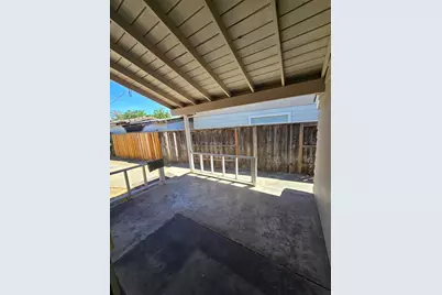 7233 Lindale Drive, Sacramento, CA 95828 - Photo 27