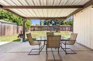 2644 Zuider Zee Cir, Elverta, CA 95626 - Photo 21