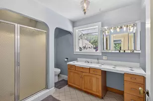 3265 McKinley Blvd, Sacramento, CA 95816 - Photo 25
