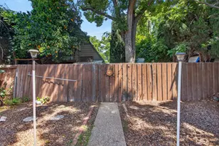 3265 McKinley Blvd, Sacramento, CA 95816 - Photo 33