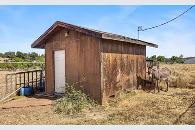 301 Drescher Tract Rd, Palermo, CA 95968 - Photo 9